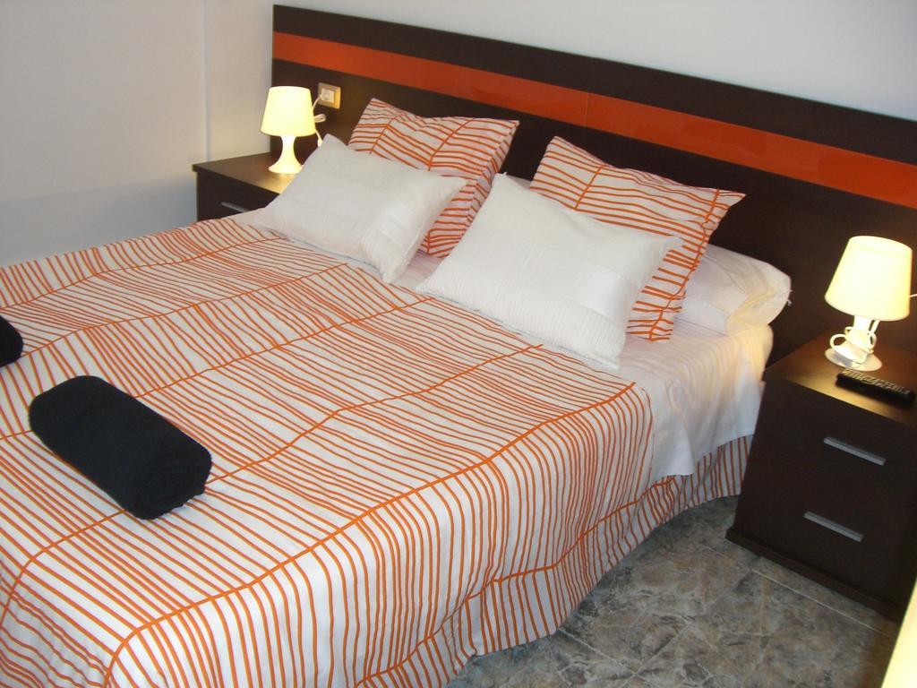 Pension Aqua Rooms Portomarin Eksteriør bilde