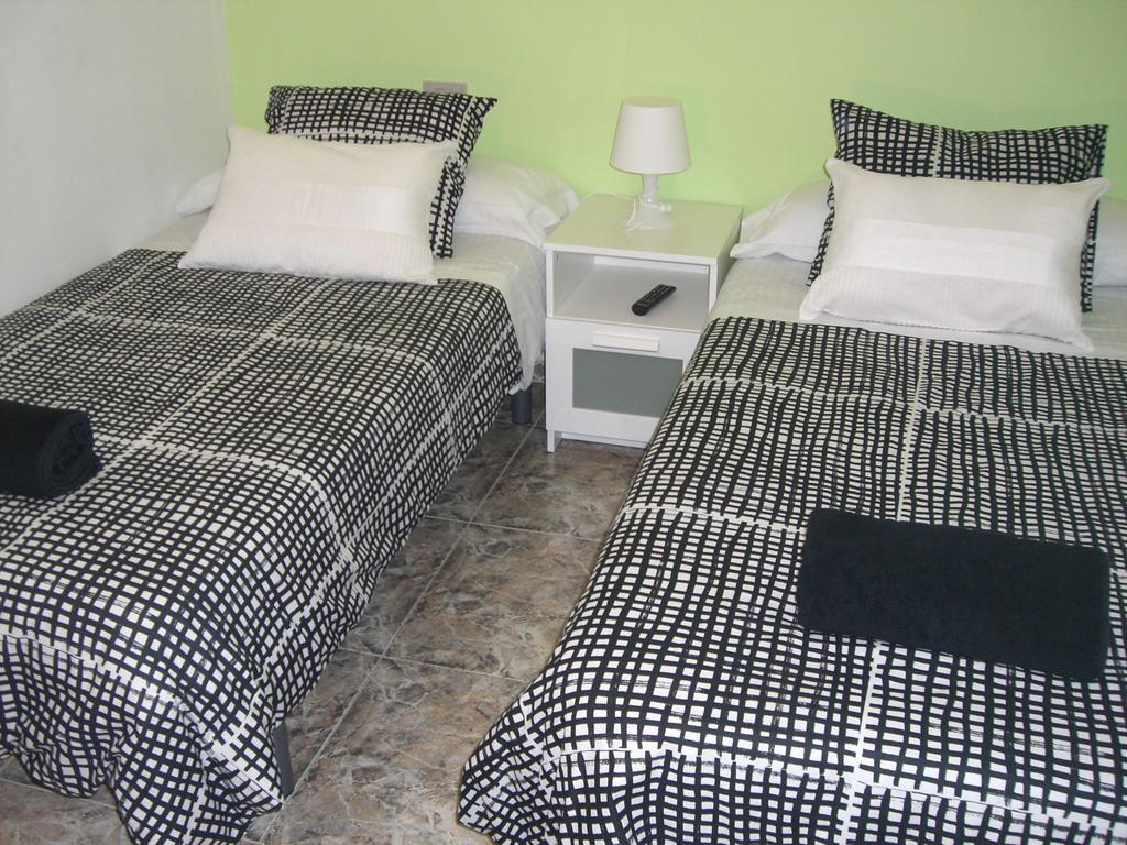 Pension Aqua Rooms Portomarin Eksteriør bilde